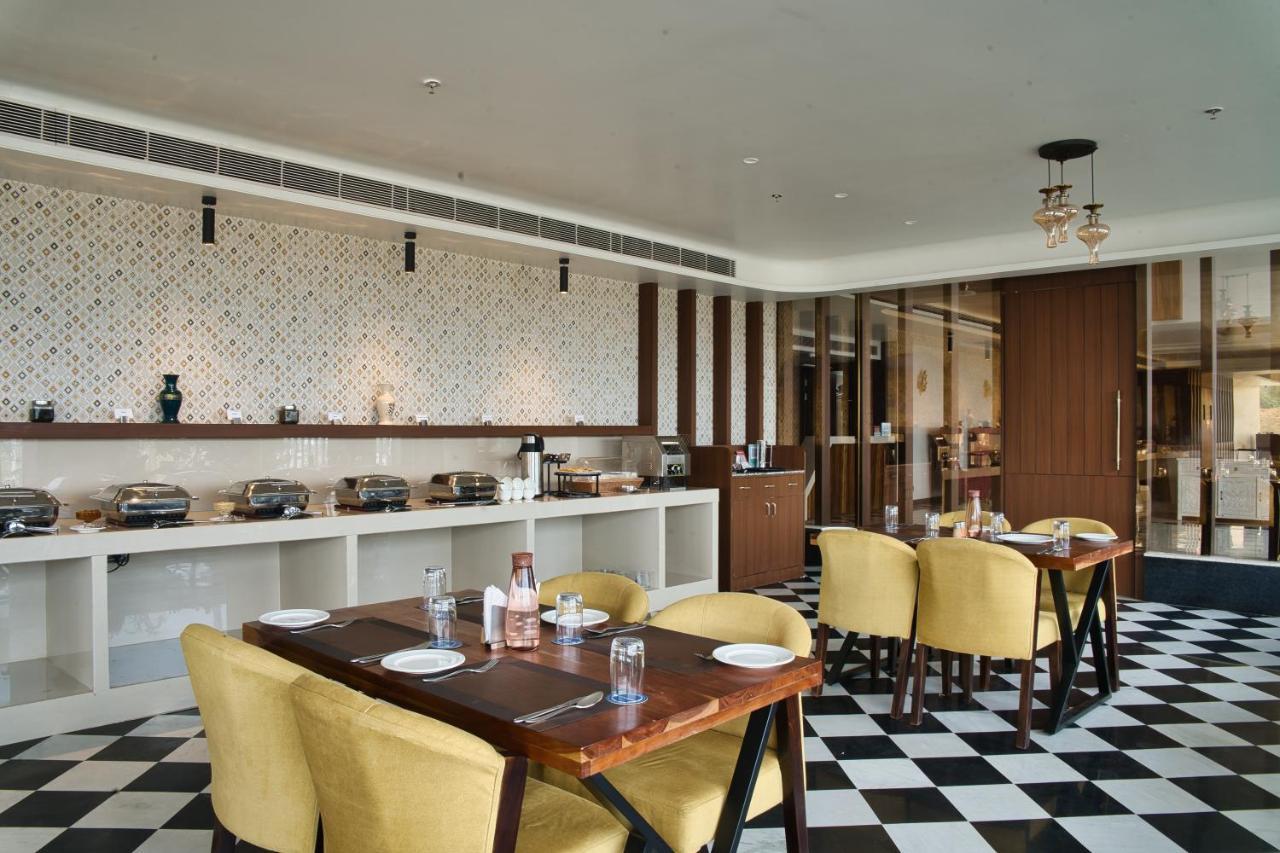 Sterling Pushkar Hotell Exteriör bild