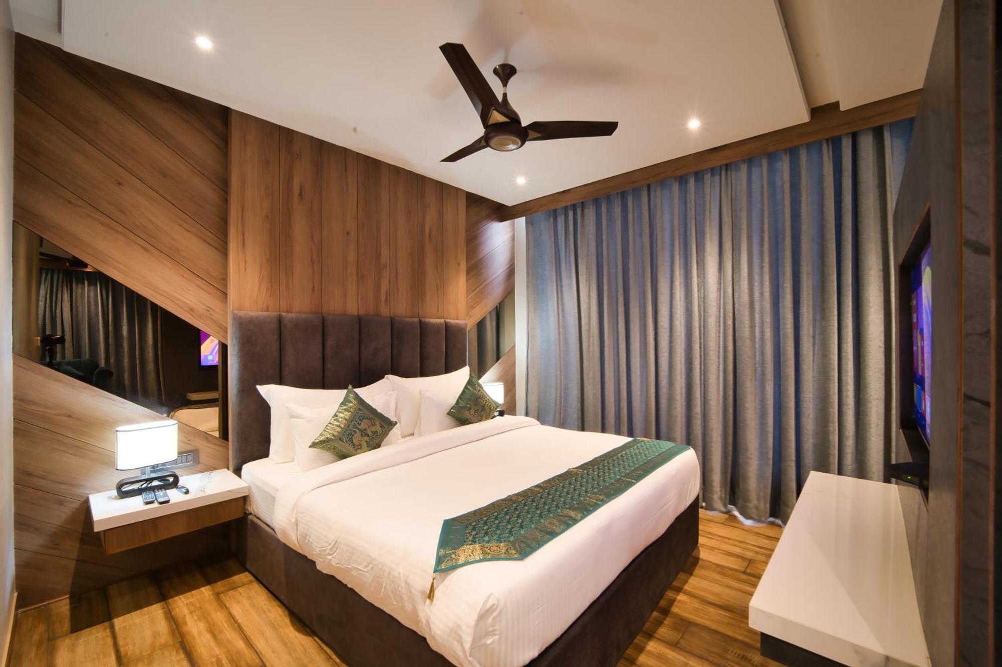 Sterling Pushkar Hotell Exteriör bild