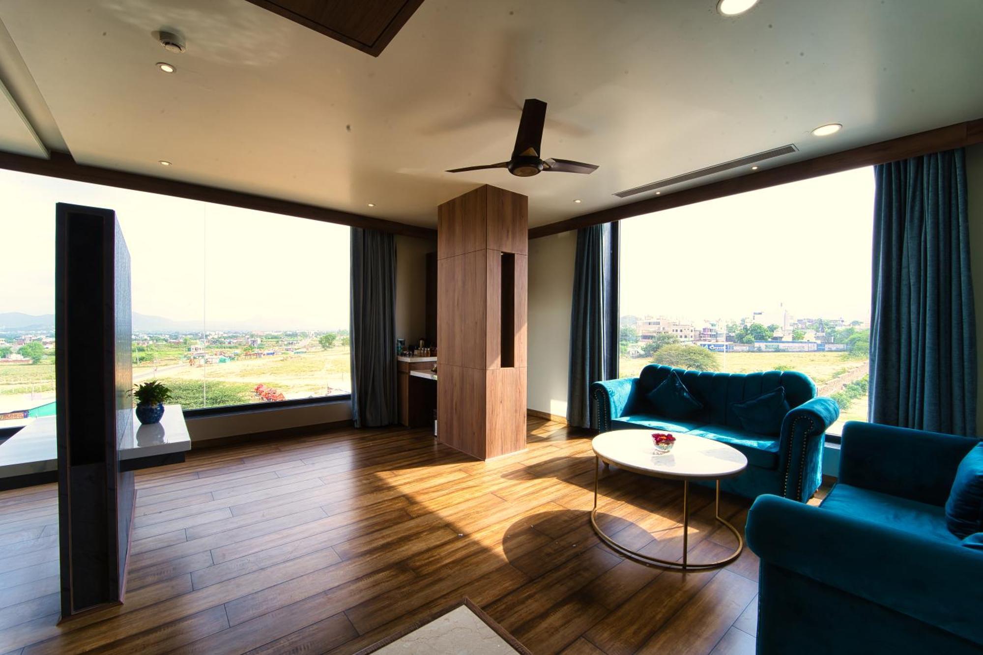 Sterling Pushkar Hotell Exteriör bild